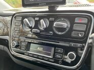 Volkswagen Up 1.0 Rock Up 3dr 40