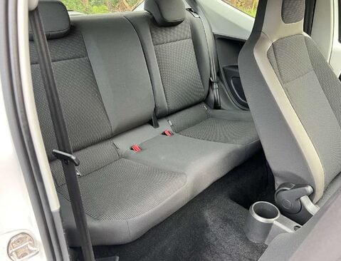 Volkswagen Up 1.0 Rock Up 3dr 17