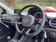 Volkswagen Up 1.0 Rock Up 3dr 26