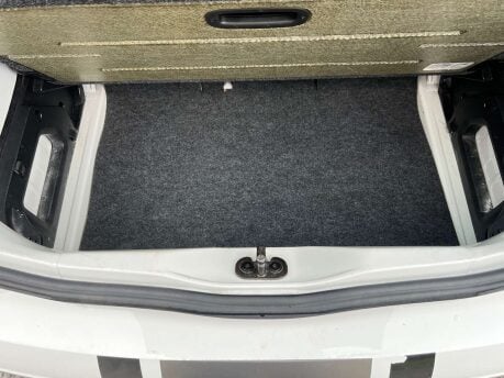 Volkswagen Up 1.0 Rock Up 3dr 16