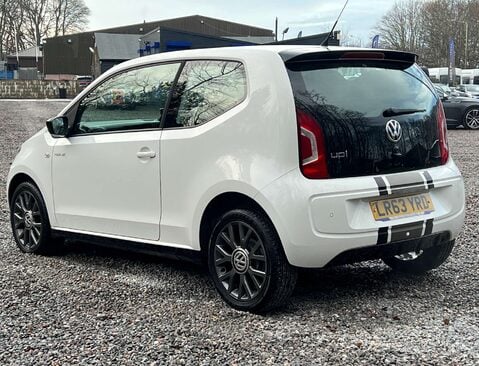 Volkswagen Up 1.0 Rock Up 3dr 6