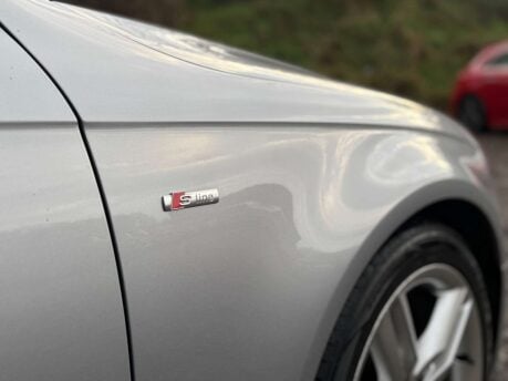 Audi A4 2.0 A4 S Line TDI Quattro Auto 4WD 4dr 47