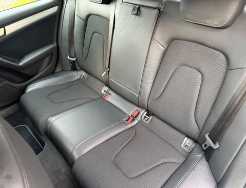 Audi A4 2.0 A4 S Line TDI Quattro Auto 4WD 4dr 18