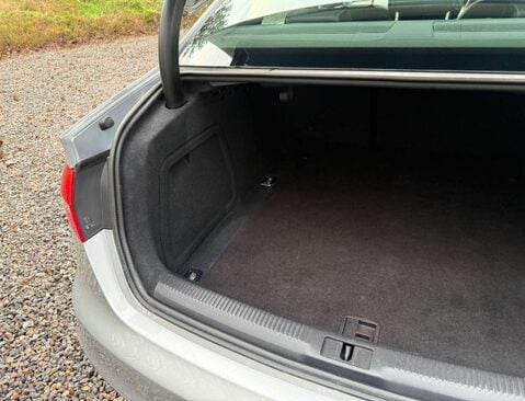 Audi A4 2.0 A4 S Line TDI Quattro Auto 4WD 4dr 10
