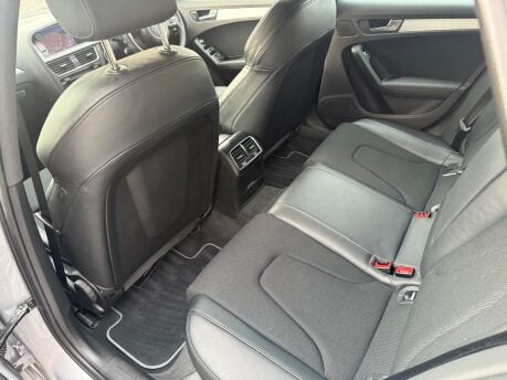 Audi A4 2.0 A4 S Line TDI Quattro Auto 4WD 4dr 16