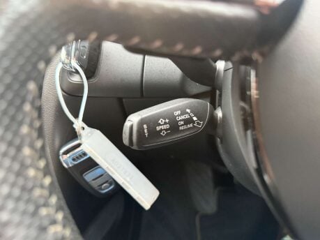 Audi A4 2.0 A4 S Line TDI Quattro Auto 4WD 4dr 44