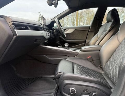 Audi A5 3.0 S5 Sportback TFSI Quattro Auto 4WD 5dr 24
