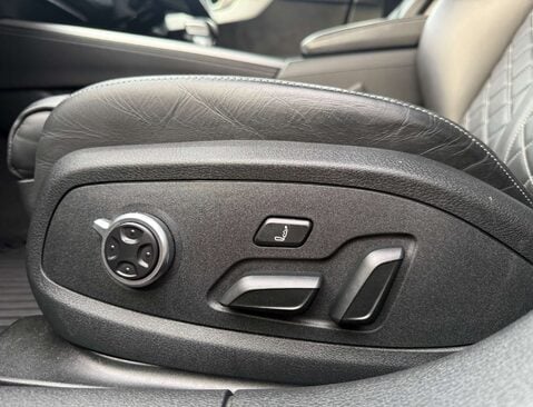 Audi A5 3.0 S5 Sportback TFSI Quattro Auto 4WD 5dr 25