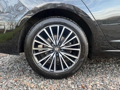 SEAT Leon 2.0 Leon Xcellence Luxury TSi Semi-Auto 5dr 11