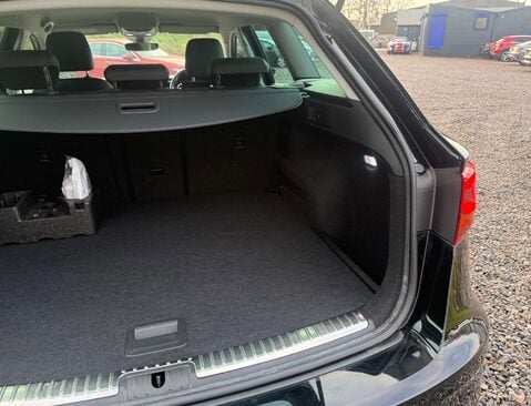 SEAT Leon 2.0 Leon Xcellence Luxury TSi Semi-Auto 5dr 14