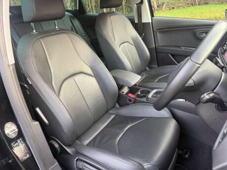 SEAT Leon 2.0 Leon Xcellence Luxury TSi Semi-Auto 5dr 29
