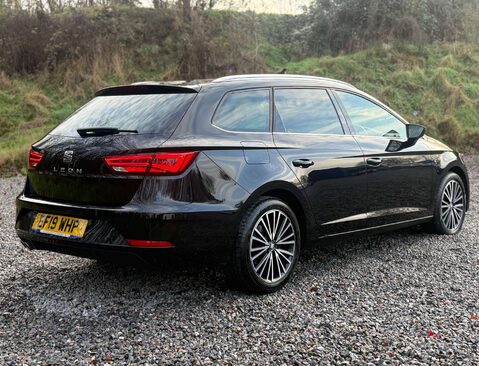 SEAT Leon 2.0 Leon Xcellence Luxury TSi Semi-Auto 5dr 4