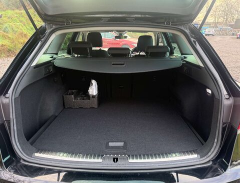 SEAT Leon 2.0 Leon Xcellence Luxury TSi Semi-Auto 5dr 15