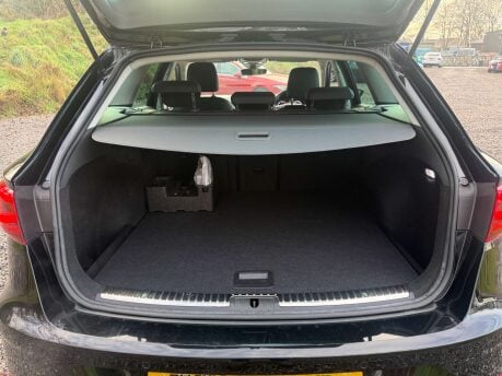 SEAT Leon 2.0 Leon Xcellence Luxury TSi Semi-Auto 5dr 16