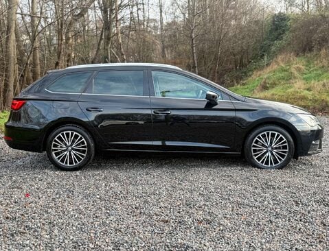 SEAT Leon 2.0 Leon Xcellence Luxury TSi Semi-Auto 5dr 3
