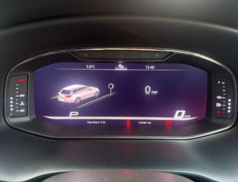 SEAT Leon 2.0 Leon Xcellence Luxury TSi Semi-Auto 5dr 39