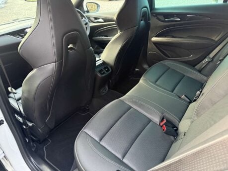 Vauxhall Insignia 2.0 Insignia GSi Nav TD 4x4 Auto 4WD 5dr 19