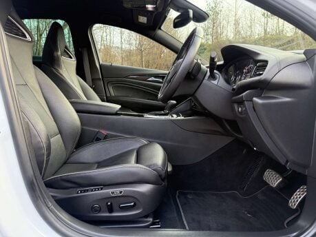 Vauxhall Insignia 2.0 Insignia GSi Nav TD 4x4 Auto 4WD 5dr 30