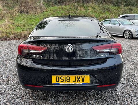 Vauxhall Insignia 1.6 Insignia SRi Nav ecoTec TD 5dr 4