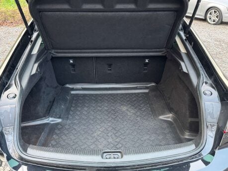 Vauxhall Insignia 1.6 Insignia SRi Nav ecoTec TD 5dr 27