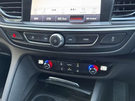 Vauxhall Insignia 1.6 Insignia SRi Nav ecoTec TD 5dr 20