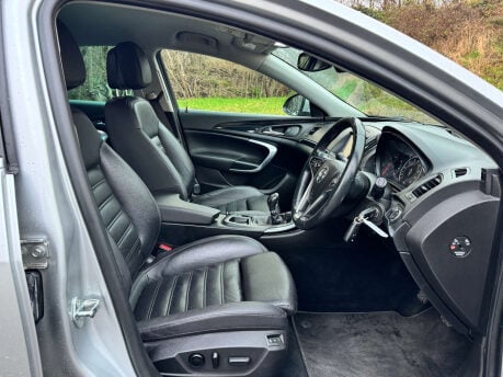 Vauxhall Insignia 2.0 Insignia Elite Nav CDTi ecoFLEX S/S 5dr 19