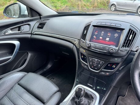Vauxhall Insignia 2.0 Insignia Elite Nav CDTi ecoFLEX S/S 5dr 26
