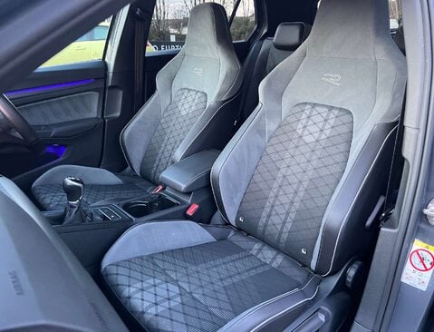 Volkswagen Golf 1.5 Golf R-Line TSI 5dr 29