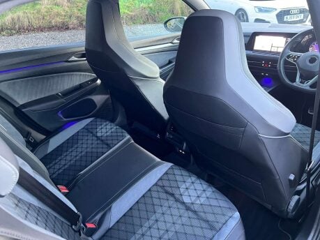 Volkswagen Golf 1.5 Golf R-Line TSI 5dr 19