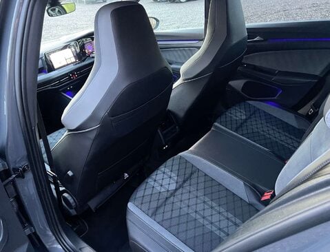 Volkswagen Golf 1.5 Golf R-Line TSI 5dr 21