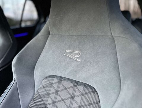 Volkswagen Golf 1.5 Golf R-Line TSI 5dr 30