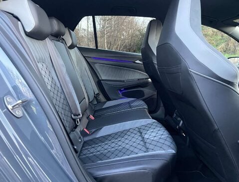 Volkswagen Golf 1.5 Golf R-Line TSI 5dr 20