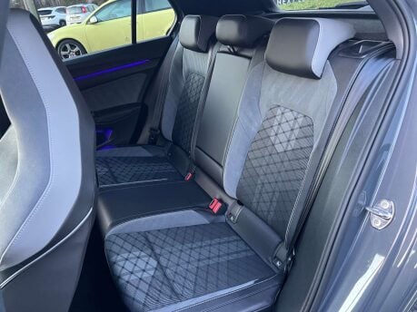 Volkswagen Golf 1.5 Golf R-Line TSI 5dr 24