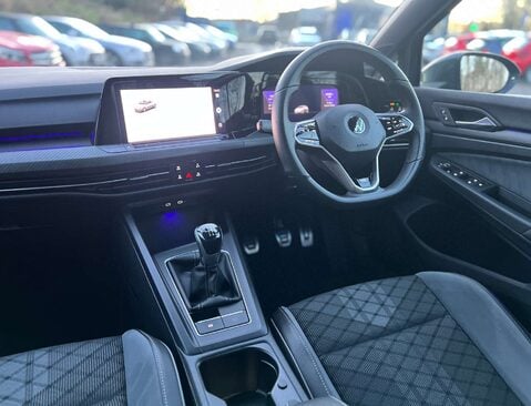 Volkswagen Golf 1.5 Golf R-Line TSI 5dr 31