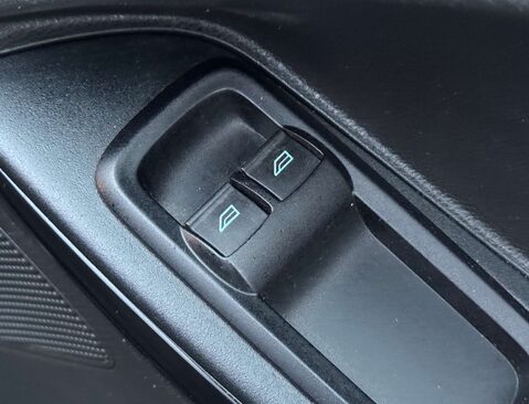 Ford Ka+ 1.2 Ka+ Zetec 5dr 32