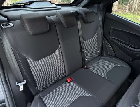 Ford Ka+ 1.2 Ka+ Zetec 5dr 35