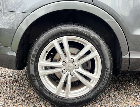 Audi Q3 2.0 Q3 S Line Edition TDI Quattro Semi-Auto 4WD 5dr 11