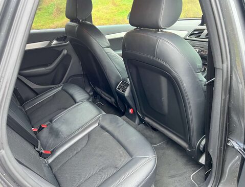 Audi Q3 2.0 Q3 S Line Edition TDI Quattro Semi-Auto 4WD 5dr 12