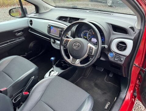 Toyota Yaris 1.5 Yaris T Spirit Hybrid CVT 5dr 13