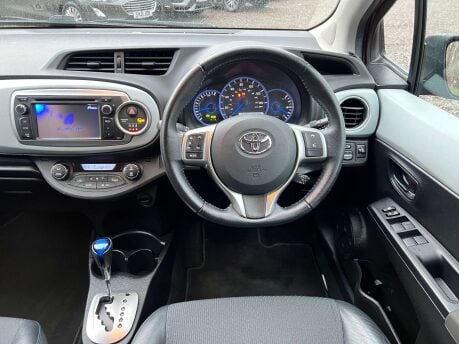 Toyota Yaris 1.5 Yaris T Spirit Hybrid CVT 5dr 27