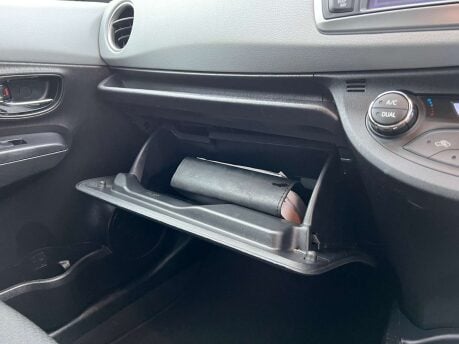 Toyota Yaris 1.5 Yaris T Spirit Hybrid CVT 5dr 32