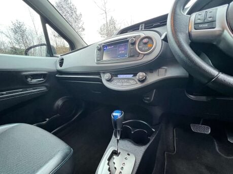Toyota Yaris 1.5 Yaris T Spirit Hybrid CVT 5dr 24