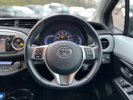 Toyota Yaris 1.5 Yaris T Spirit Hybrid CVT 5dr 28