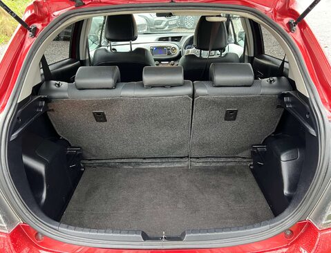 Toyota Yaris 1.5 Yaris T Spirit Hybrid CVT 5dr 41