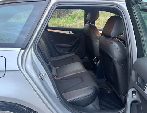 Audi A4 2.0 A4 S Line TDI CVT 5dr 18