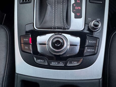 Audi A4 2.0 A4 S Line TDI CVT 5dr 34