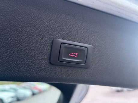 Audi A4 2.0 A4 S Line TDI CVT 5dr 13