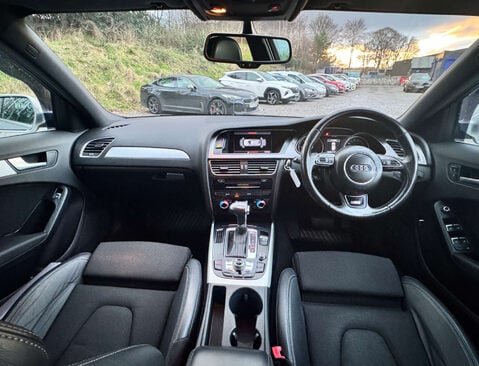 Audi A4 2.0 A4 S Line TDI CVT 5dr 28