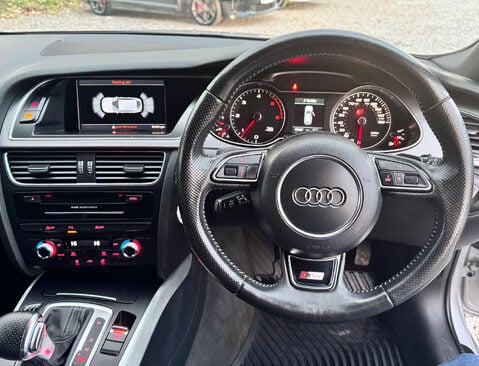 Audi A4 2.0 A4 S Line TDI CVT 5dr 44