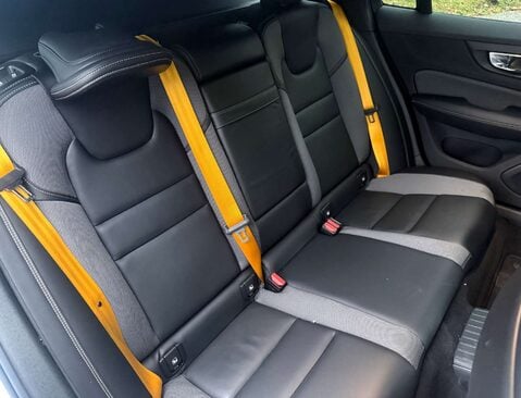 Volvo V60 2.0 V60 Polestar Engineered T8 Recharge AWD Auto 4WD 5dr 27